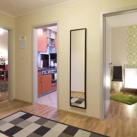 Two-bedroom In Apartment Urschmitt
